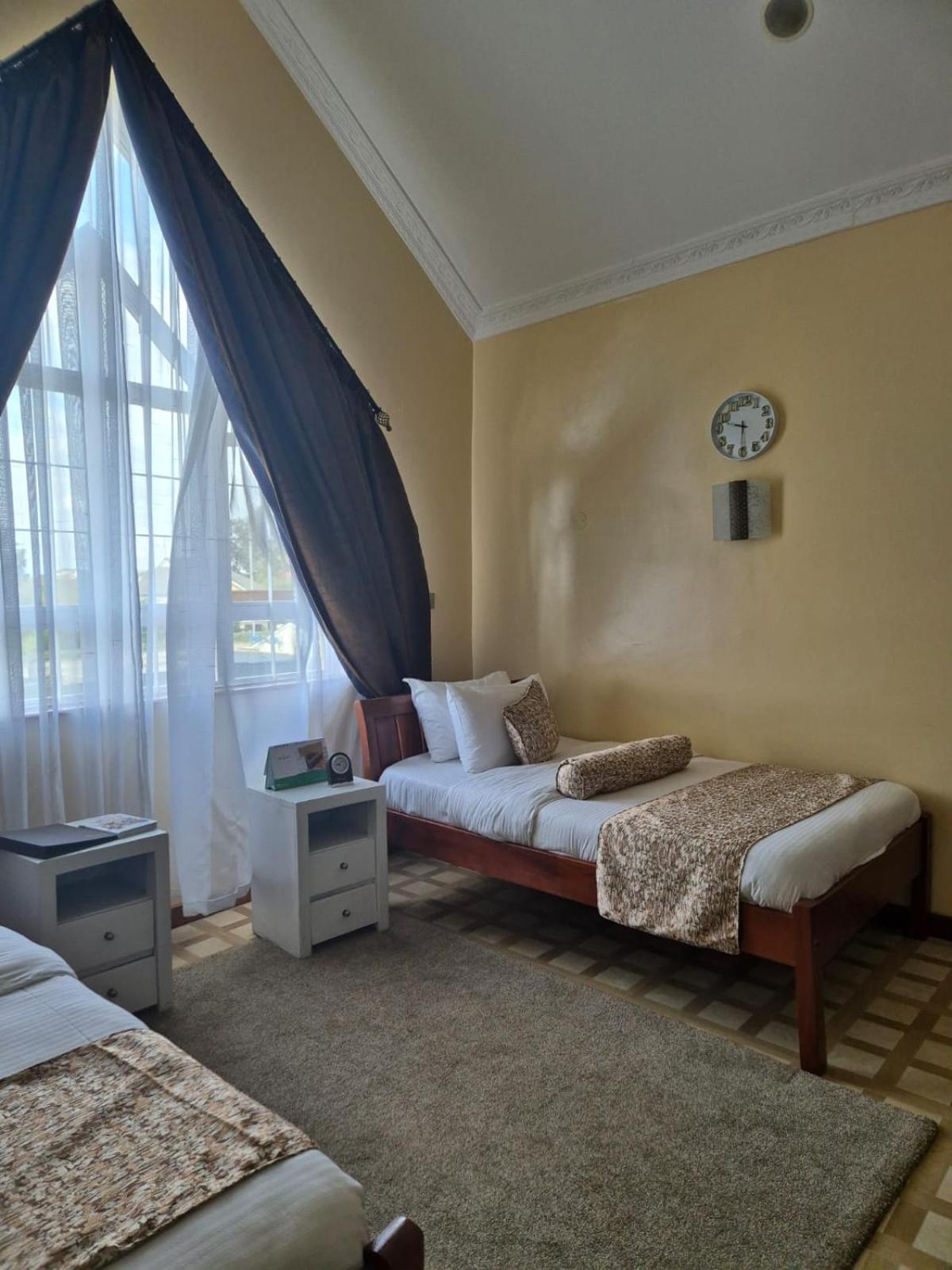 Готель Asyana Gardens Ongata Rongai Екстер'єр фото